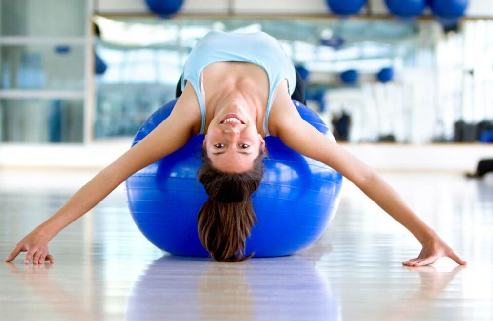 A terapia para osteocondrose é impossível sem exercícios terapêuticos