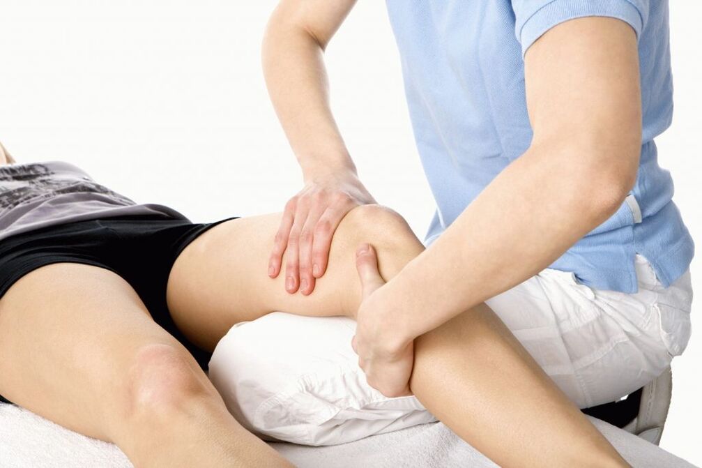 Massagem terapêutica para artrose da articulação do joelho